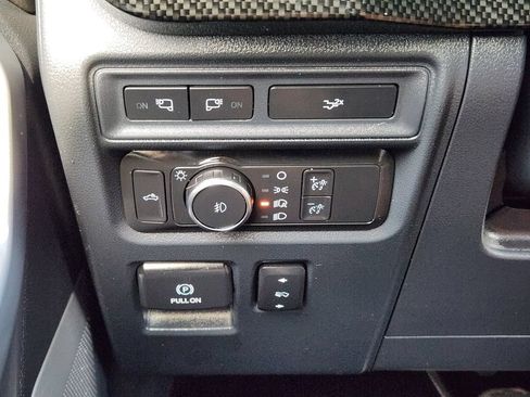Used 2022 Ford F150 Lariat w/ Equipment Group 502A High AWD/4WD image 35