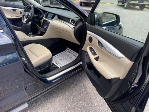 Used 2020 INFINITI QX50 Luxe w/ Navigation Package AWD/4WD image 26