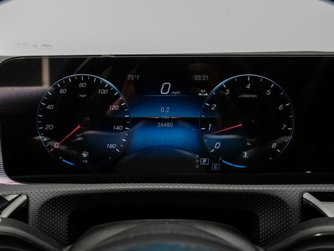 Used 2023 Mercedes-Benz CLA 250 image 23