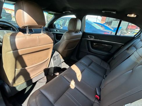 Used 2013 Lincoln MKS image 16
