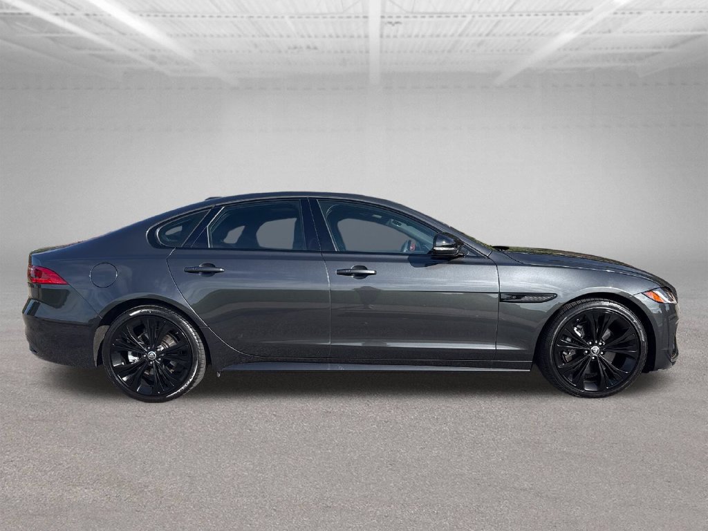 Used 2024 Jaguar XF R-Dynamic SE AWD/4WD image 6