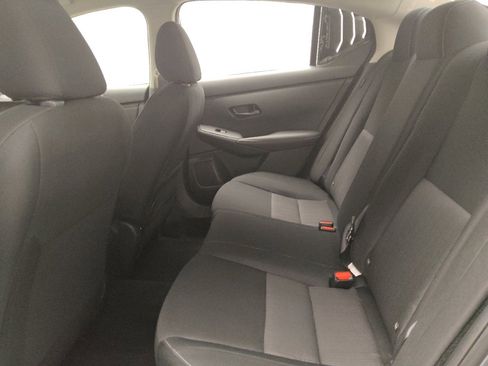 Used 2025 Nissan Sentra SV image 18