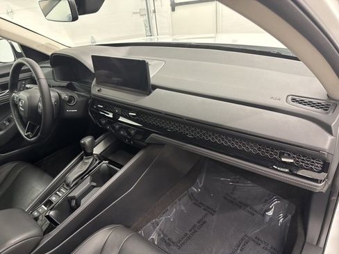 Certified 2023 Honda Accord EX-L image 25