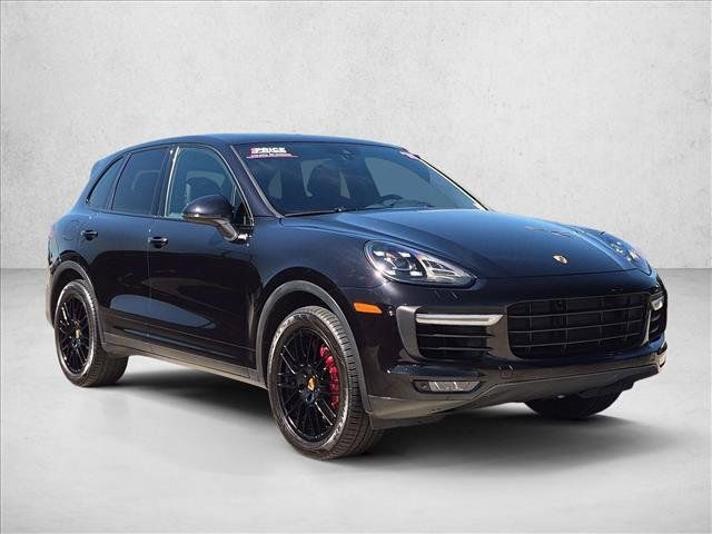 Used 2015 Porsche Cayenne Turbo w/ Premium Plus Package AWD/4WD image 3