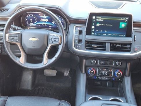 Used 2022 Chevrolet Suburban High Country image 27