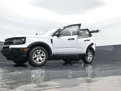Used 2021 Ford Bronco Sport Base image 31