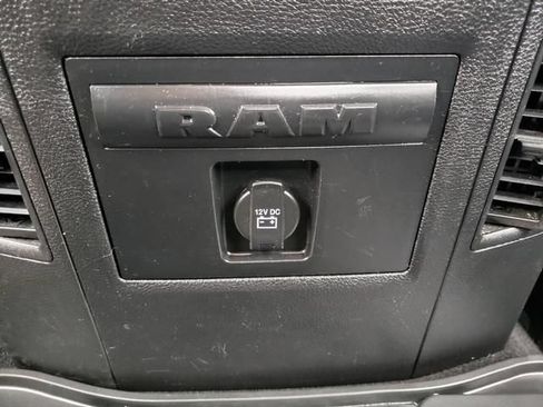 Used 2018 RAM 1500 Big Horn AWD/4WD image 14