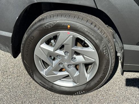 New 2026 Hyundai Kona SE image 17