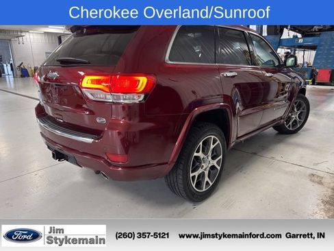 Used 2019 Jeep Grand Cherokee Overland AWD/4WD image 15