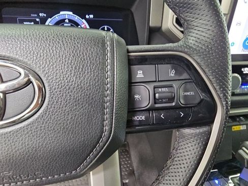Used 2024 Toyota Tundra Limited AWD/4WD image 27