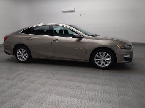 Used 2024 Chevrolet Malibu LT image 11