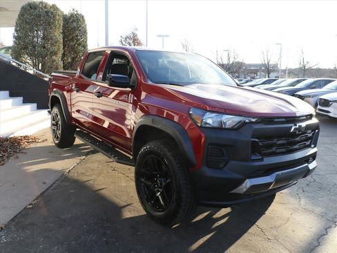 Used 2024 Chevrolet Colorado Trail Boss w/ Advanced Trailering Package image 6