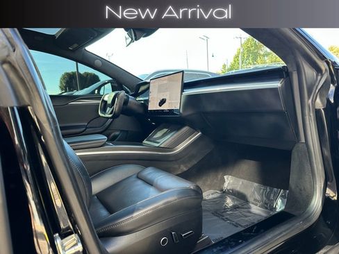 Used 2023 Tesla Model S Plaid image 10