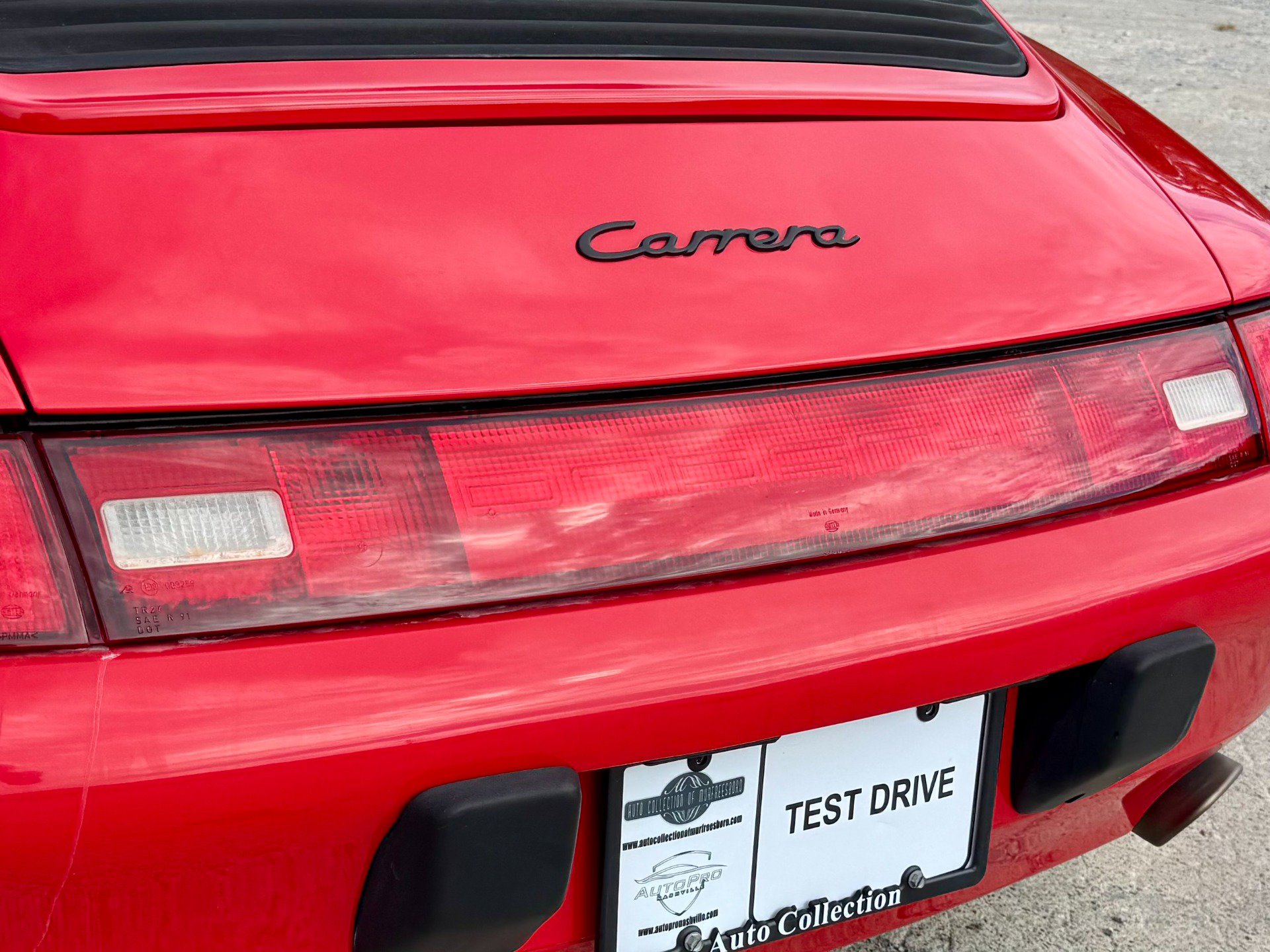 Used 1997 Porsche 911 Carrera RWD image 61