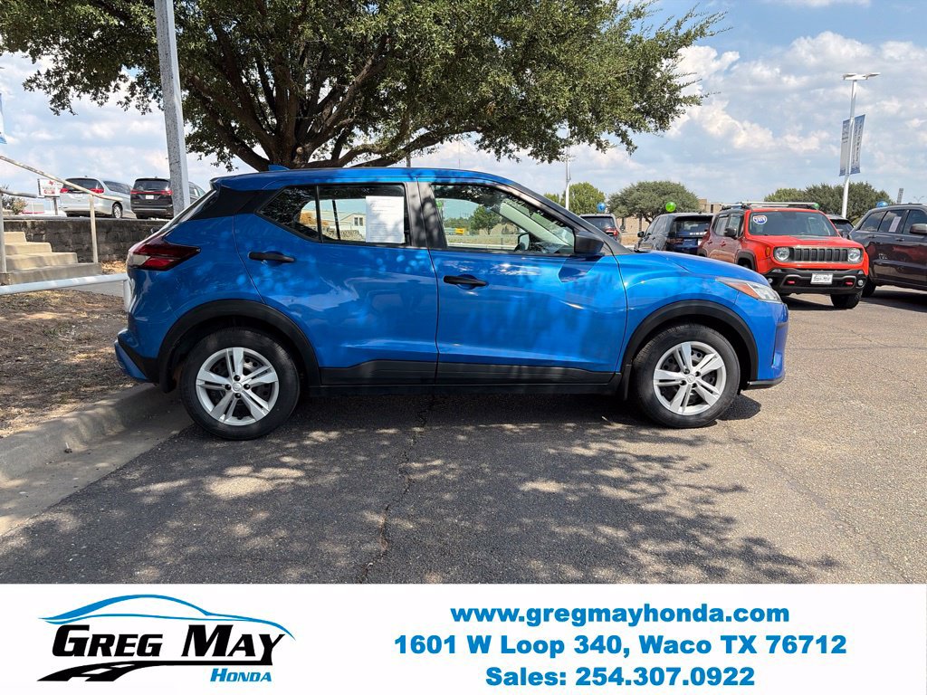 Used 2021 Nissan Kicks S FWD image 9