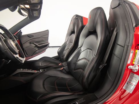 Certified 2018 Ferrari 488 Spider RWD image 24