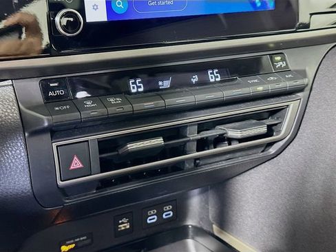 Certified 2025 Toyota Camry LE image 18