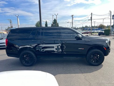 Used 2023 GMC Yukon XL AT4 w/ Max Trailering Package AWD/4WD image 6