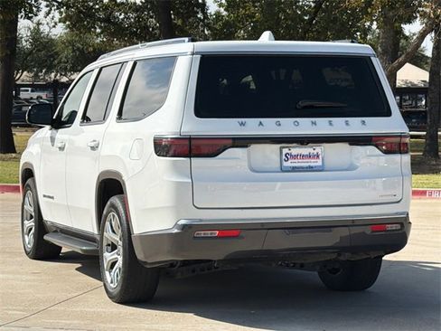 Used 2022 Jeep Wagoneer Series II image 6