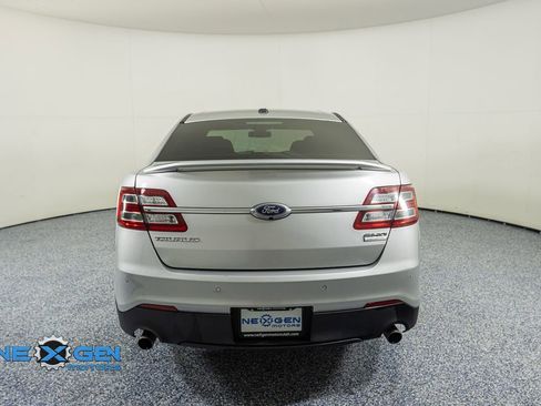 Used 2019 Ford Taurus SHO image 6