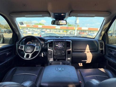 Used 2018 RAM 2500 Laramie w/ Sport Appearance Group image 13