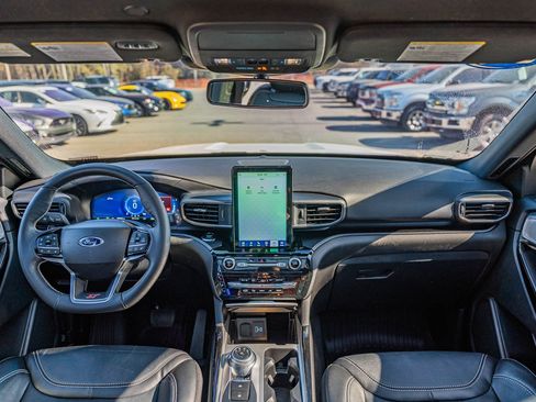 Certified 2024 Ford Explorer ST w/ Equipment Group 401A image 23