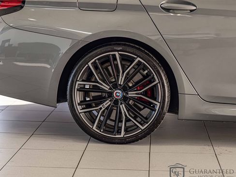 Used 2023 BMW M550i xDrive M550i xDrive w/ Executive Package image 12