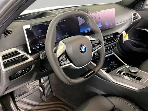 New 2026 BMW 330i xDrive Sedan w/ Premium Package AWD/4WD image 10