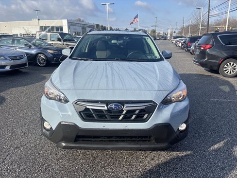 Used 2023 Subaru Crosstrek 2.0i Premium image 2