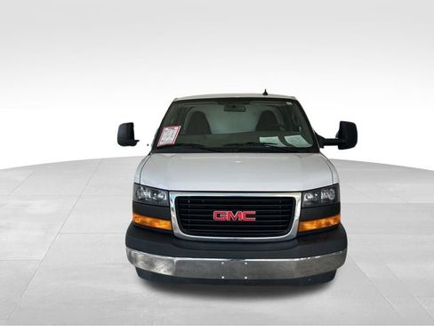 Used 2023 GMC Savana 3500 w/ Power Convenience Package image 11