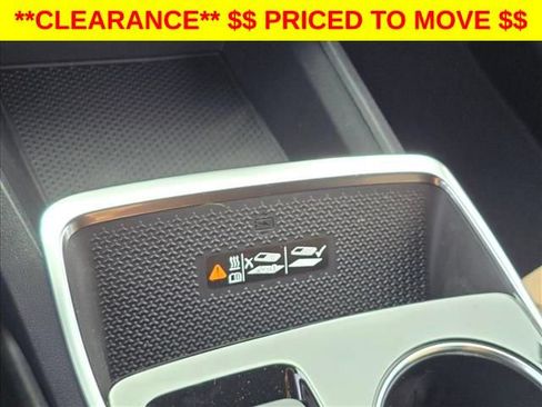 New 2026 Chevrolet Equinox ACTIV w/ Convenience Package III AWD/4WD image 24