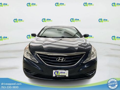 Used 2012 Hyundai Sonata GLS FWD image 3
