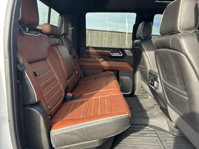 Used 2024 GMC Sierra 2500 Denali Ultimate AWD/4WD image 23