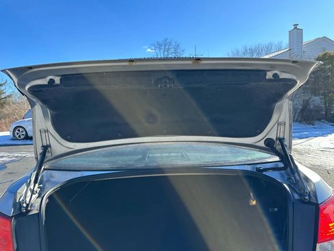 Used 2011 Subaru Legacy 2.5i Premium w/ All-Weather Pkg image 29