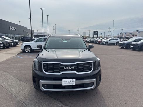Used 2024 Kia Telluride SX AWD/4WD image 2