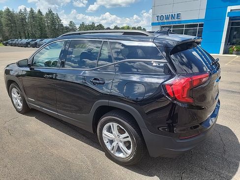 Used 2020 GMC Terrain SLE w/ Driver Convenience Package FWD image 5