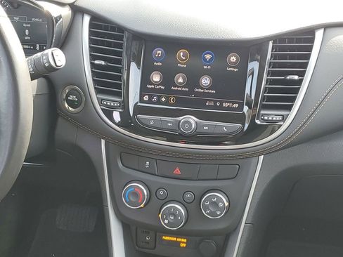 Certified 2022 Chevrolet Trax LT w/ Driver Confidence Package image 30