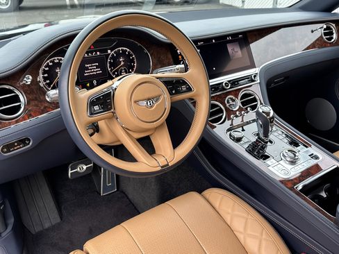 Certified 2022 Bentley Continental GT image 16