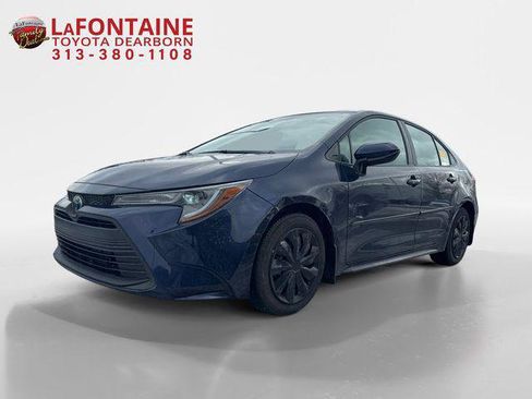 Certified 2024 Toyota Corolla LE image 1