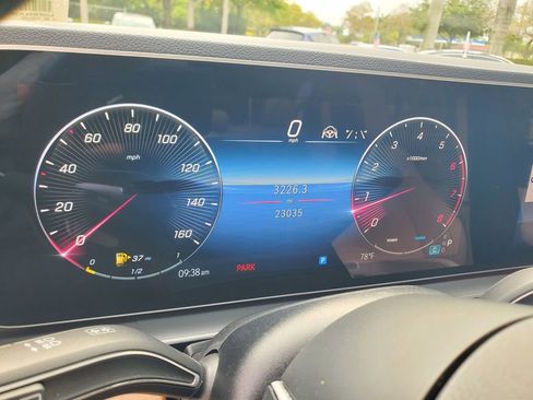 Used 2024 Mercedes-Benz GLE 450 4MATIC image 26