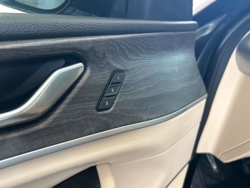 Used 2022 Jeep Grand Cherokee L Limited image 42