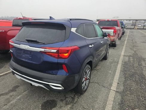 Used 2023 Kia Seltos SX image 4