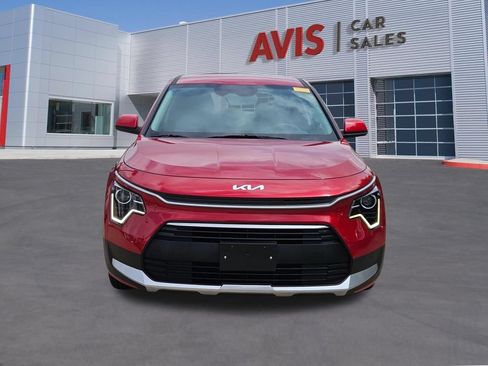 Used 2025 Kia Niro LX FWD image 10