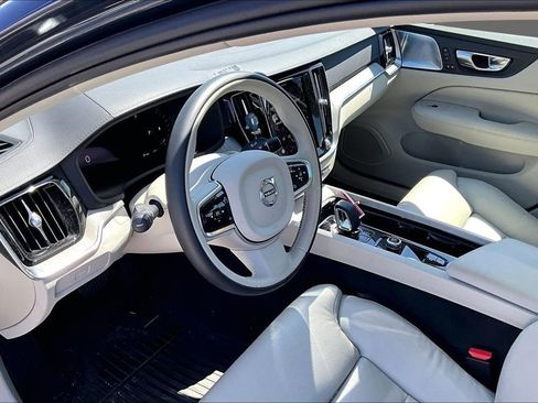 Used 2024 Volvo S60 B5 Ultimate w/ Climate Package image 11