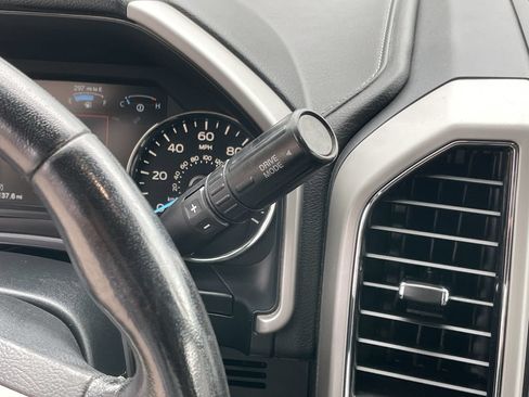 Used 2020 Ford F150 Lariat AWD/4WD image 36