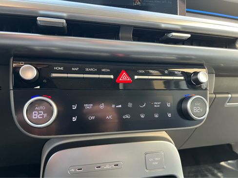 New 2026 Hyundai Ioniq 9 SEL image 36