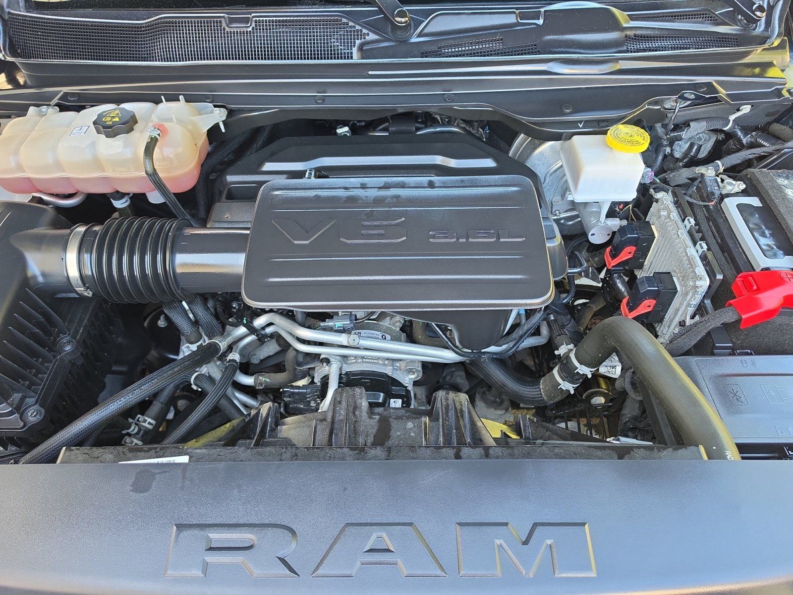 Used 2022 RAM 1500 Big Horn AWD/4WD image 16
