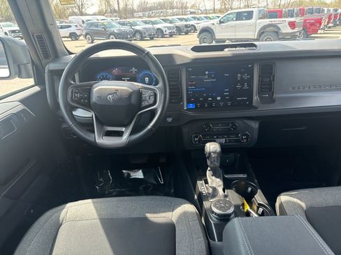 Used 2025 Ford Bronco Big Bend AWD/4WD image 6