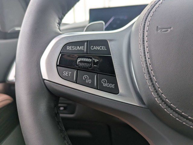 Used 2024 BMW X5 sDrive40i w/ M Sport Package RWD image 29