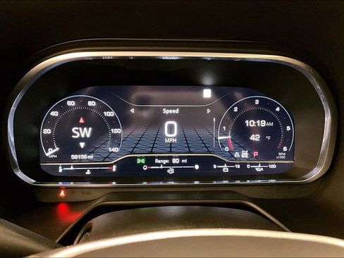 Used 2023 GMC Yukon XL SLT w/ SLT Premium Package image 28